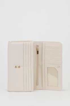 Quilted Stitch Large Wallet -Travel Luggage Shop 3205700 4