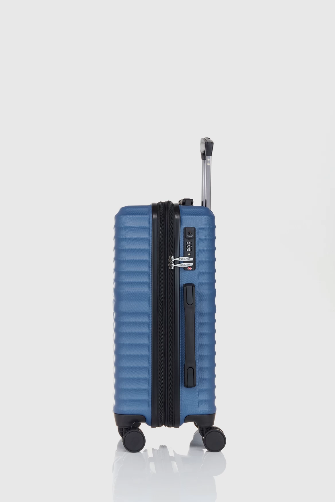 Berlin 55cm Suitcase 2 Berlin 55cm Suitcase - Image 2