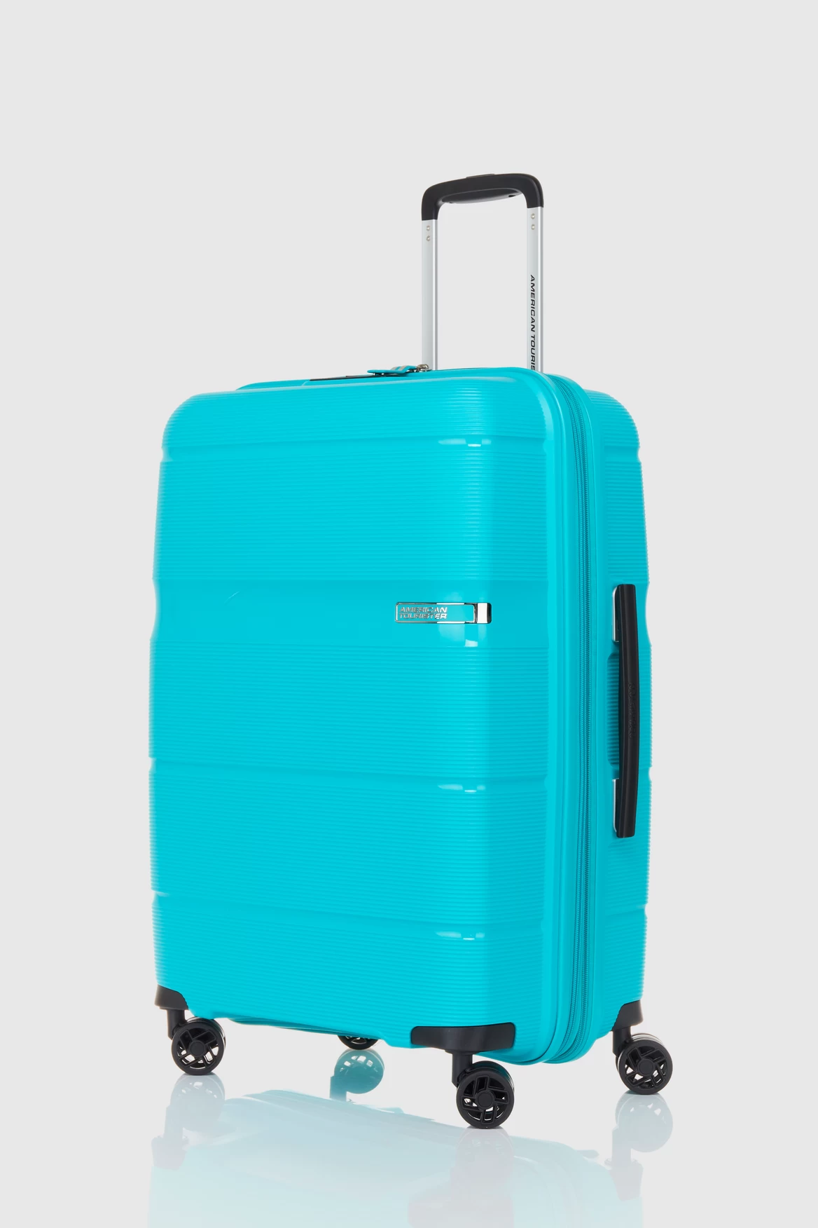 American Tourister Linex 66cm Suitcase 1 American Tourister Linex 66cm Suitcase