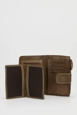 Travel Luggage Shop -Travel Luggage Shop 3208957 2