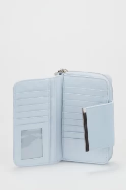 Large Tab Wallet -Travel Luggage Shop 3209787 3