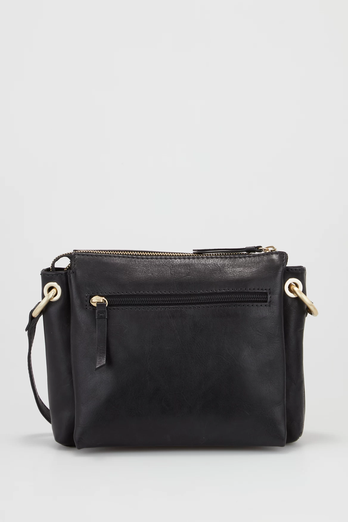 Guild Leather Crossbody Bag 2 Guild Leather Crossbody Bag - Image 2