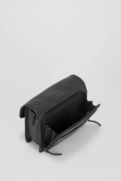 Gwen Leather Stitch Flapover Bag -Travel Luggage Shop 3210632 5