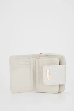 Signature Small Tab Wallet -Travel Luggage Shop 3211773 4