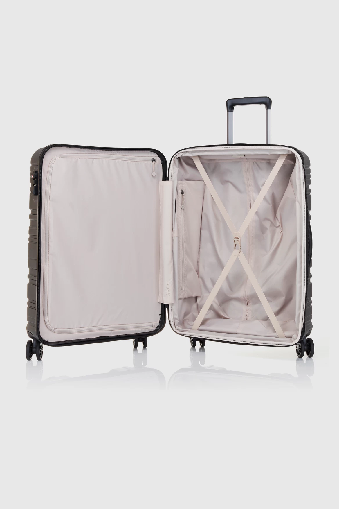 Antler Holcombe 68cm Suitcase 3 Antler Holcombe 68cm Suitcase - Image 3